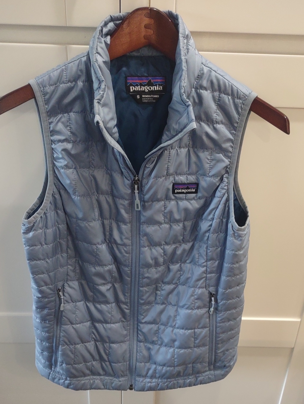 Patagonia Women's Light Blue Quilted Insulated Vest Size Small Like New!